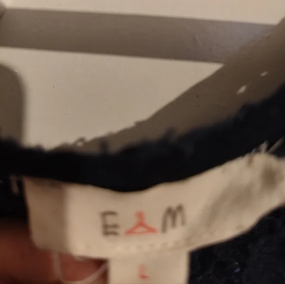 Lace Crop Top - Picture 5 of 5